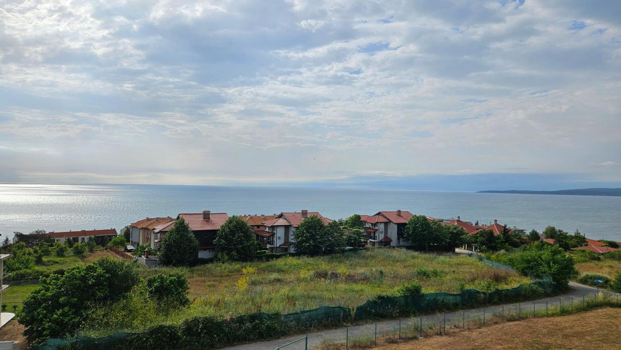 High In The Sky Apartments Sozopol Exterior photo