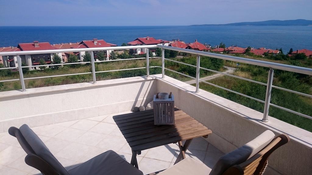 High In The Sky Apartments Sozopol Exterior photo